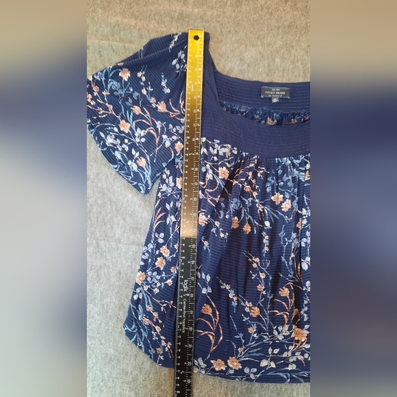 Lucky Brand Blouse Womans Medium Navy Floral Peasant Lightweight Boholemian - Picture 8 of 12